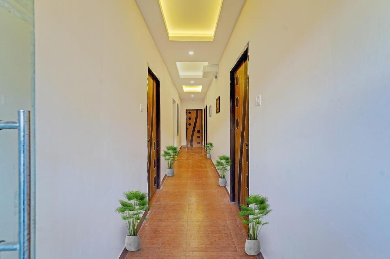 Super Townhouse G Silver Hotels Near Us Biometric 첸나이 외부 사진