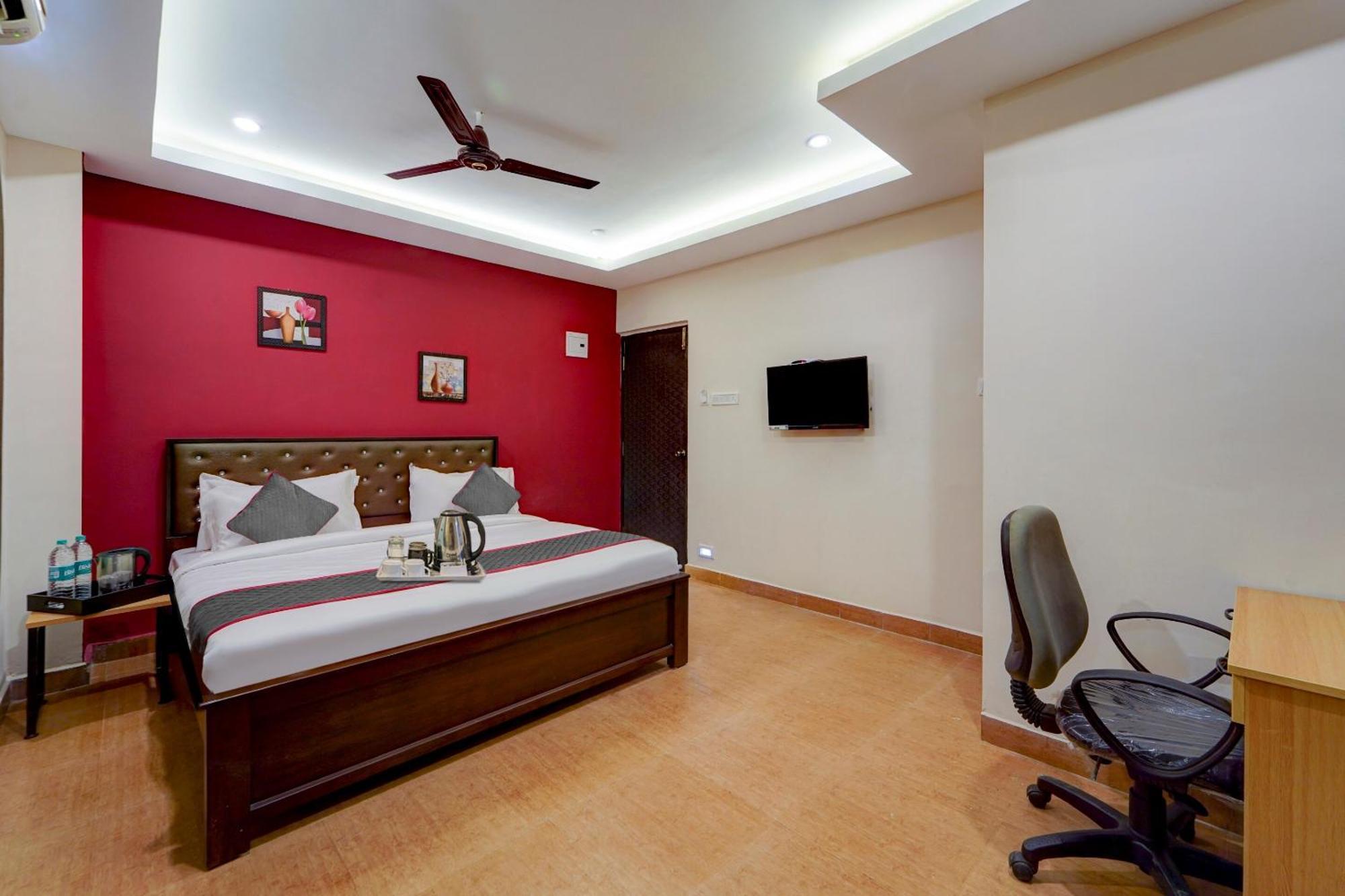 Super Townhouse G Silver Hotels Near Us Biometric 첸나이 외부 사진